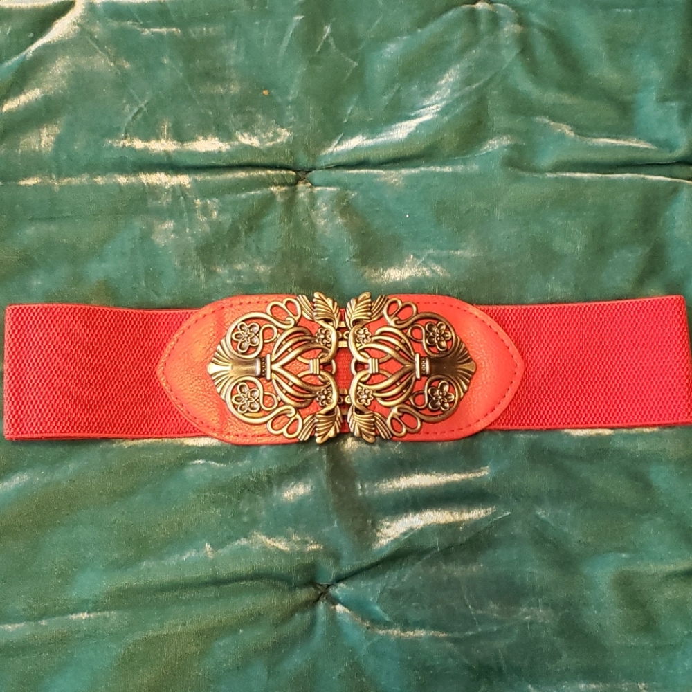 Vintage looking res high waisted belt